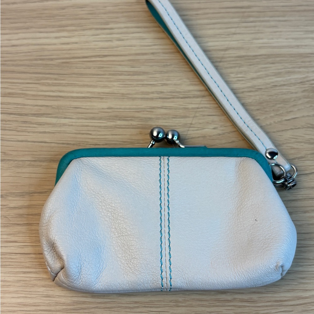 Liz Claiborne Leather Kiss Lock Wristlet Pouch‎ Cream Teal Polka Dot Lining